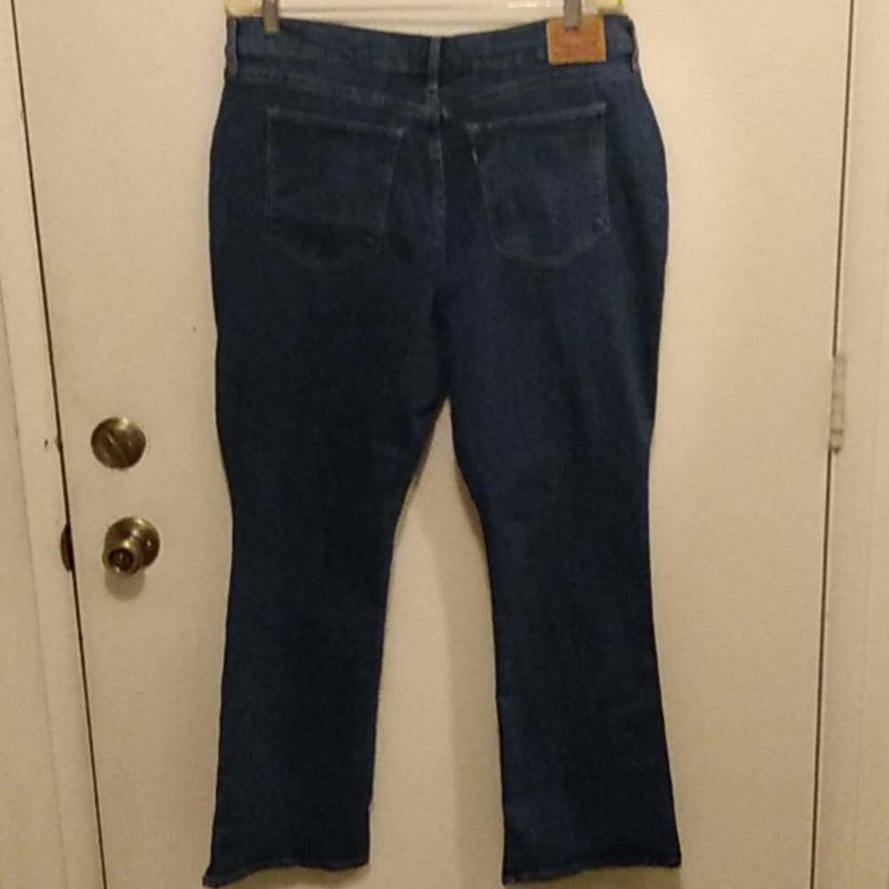Women's Levi's bootcut jeans size 16